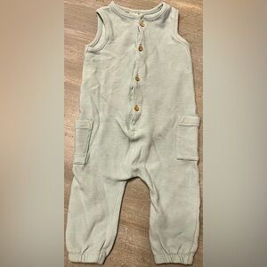 Baby H&M Ribbed Cotton Wooden Buttoned Romper/ Jumpsuit/ Overalls Size 12 months